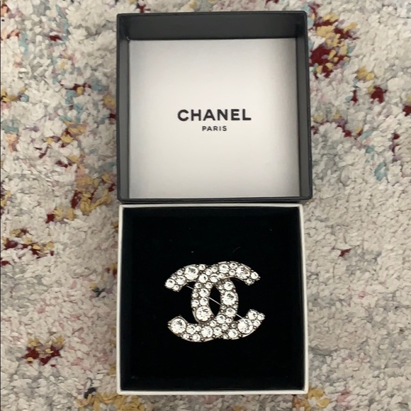 CHANEL Jewelry - [PRICE FIRM] Authentic Chanel Crystal Jewel Brooch